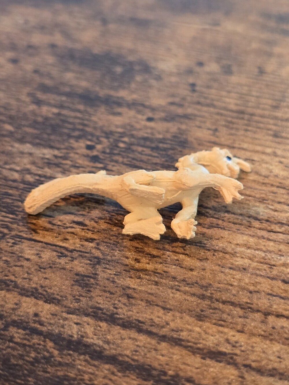 Safari Ltd Good Luck Mini dragon figurine - Picture 3 of 4